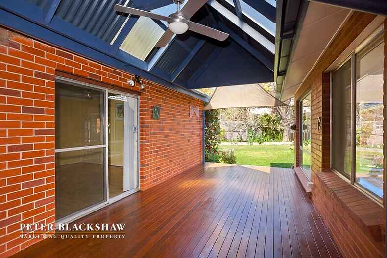 174 Captain Cook Crescent Narrabundah 174 Captain Cook Crescent Narrabundah