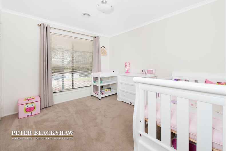 1 Patanga Gardens Queanbeyan 1 Patanga Gardens Queanbeyan