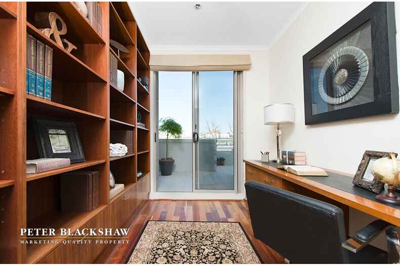 The National 64/14 National Circuit Barton The National 64/14 National Circuit Barton