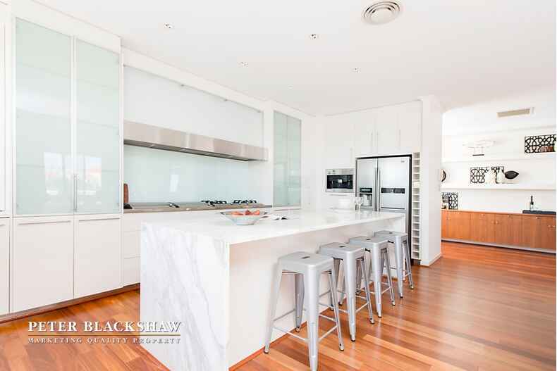 The National 64/14 National Circuit Barton The National 64/14 National Circuit Barton