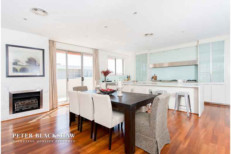 The National 64/14 National Circuit Barton The National 64/14 National Circuit Barton