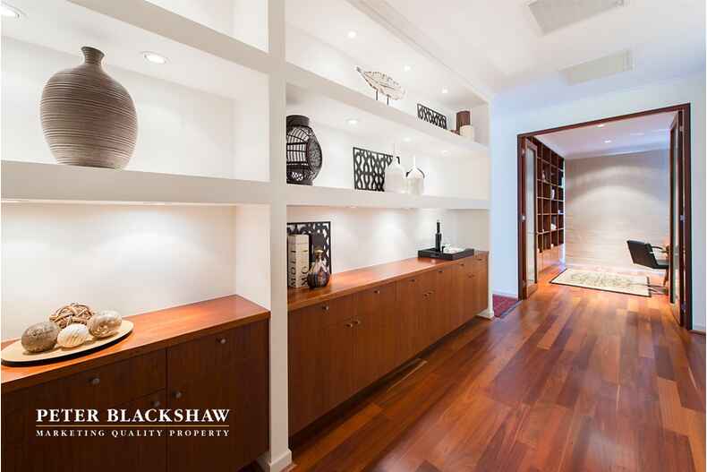 The National 64/14 National Circuit Barton The National 64/14 National Circuit Barton