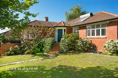 64 Caley Crescent Narrabundah