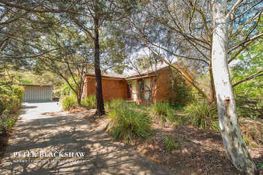 8 Cooper Place Watson