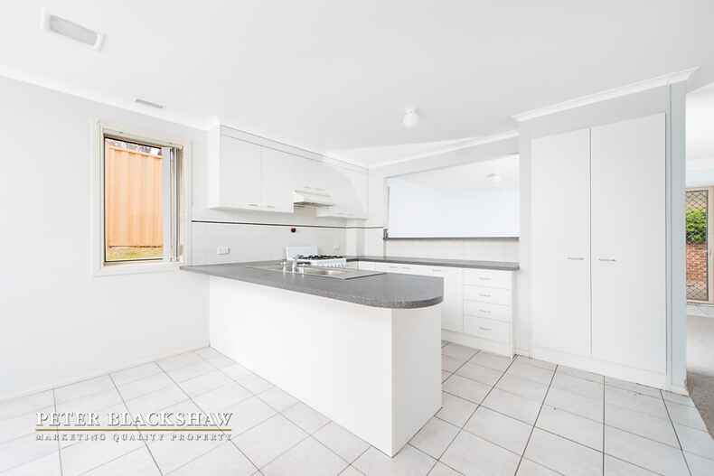 5/122 Tharwa Road Queanbeyan 5/122 Tharwa Road Queanbeyan