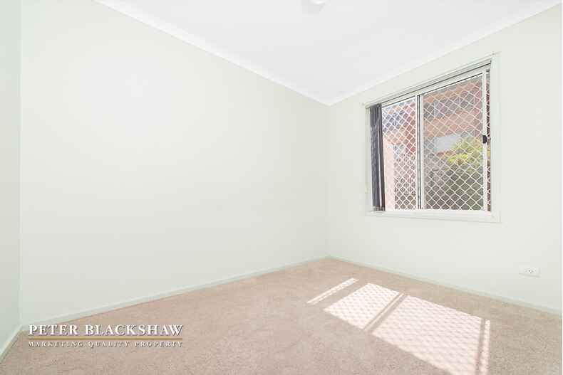 3/65 Macquoid Street Queanbeyan