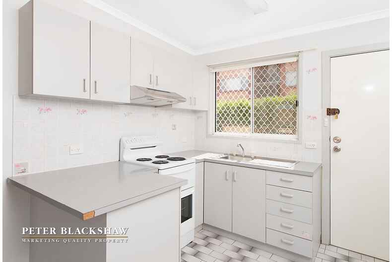 3/65 Macquoid Street Queanbeyan