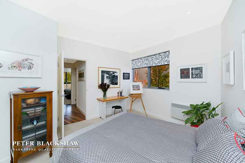 119/23 State Circle Forrest