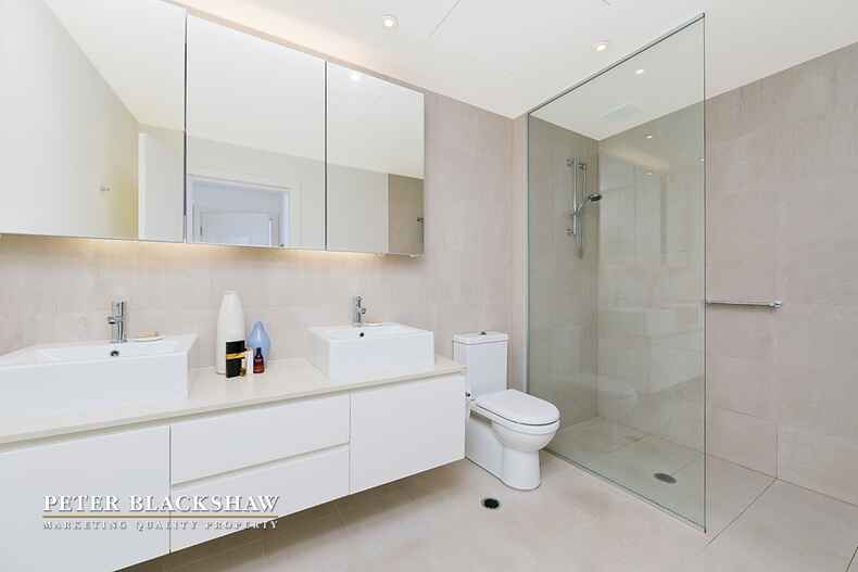 119/23 State Circle Forrest