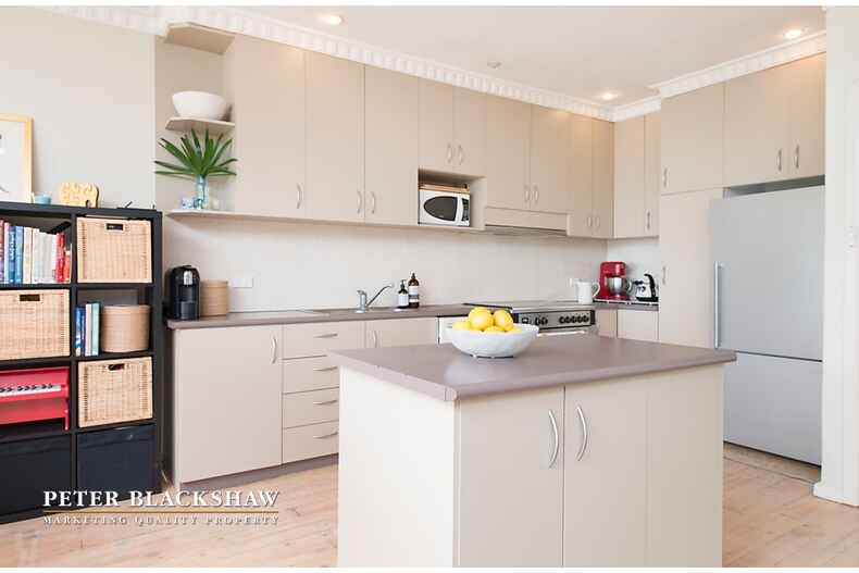 38 Caley Crescent Narrabundah 38 Caley Crescent Narrabundah