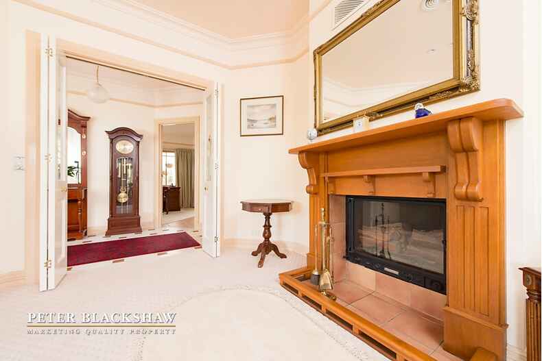 2 Decker Place Fadden 2 Decker Place Fadden