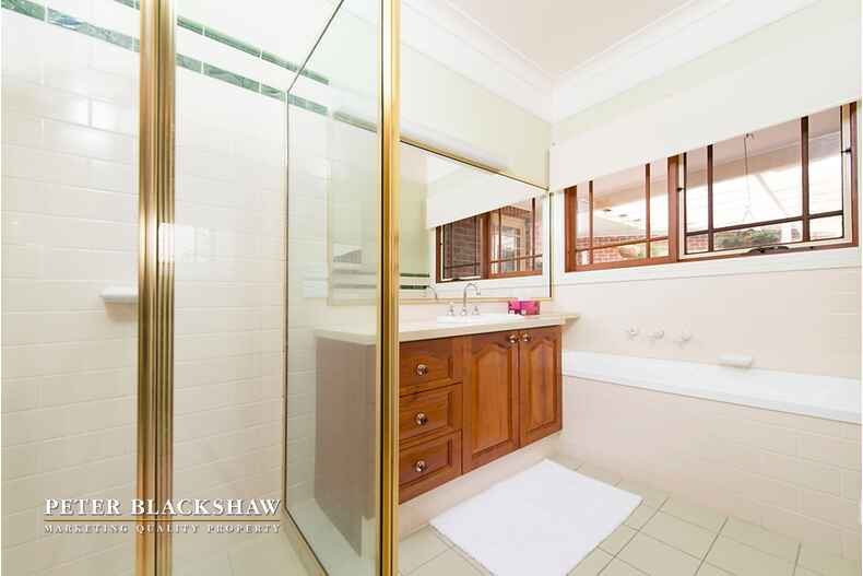 2 Decker Place Fadden 2 Decker Place Fadden