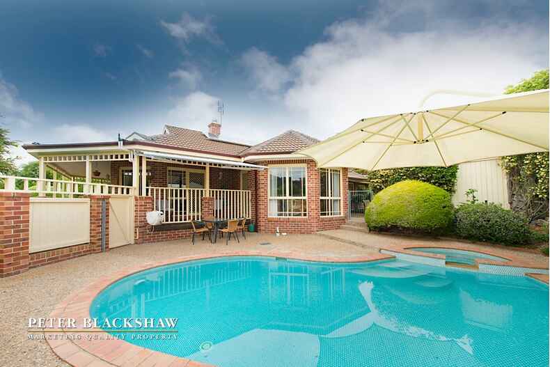 2 Decker Place Fadden 2 Decker Place Fadden