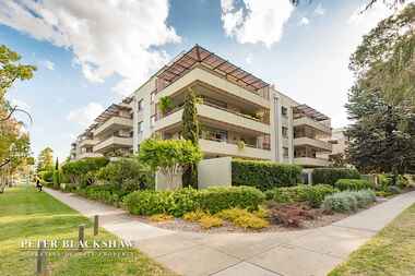 The National 107/25 Macquarie Street Barton