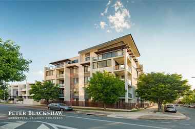 74/106 Giles Street Kingston