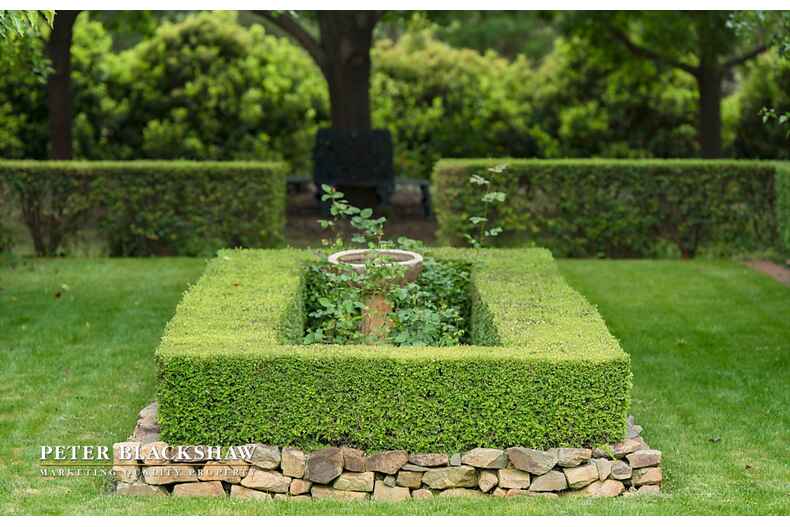 6 Knox Close Carwoola