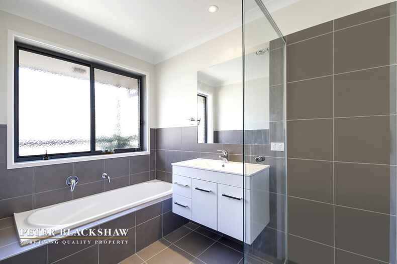 45 Baratta Street Crace 45 Baratta Street Crace