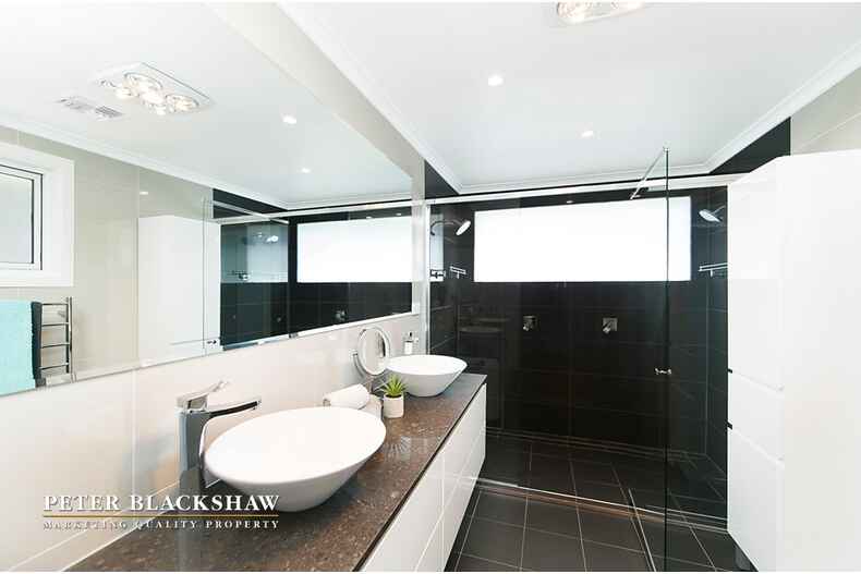 19 Sturt Avenue Narrabundah 19 Sturt Avenue Narrabundah