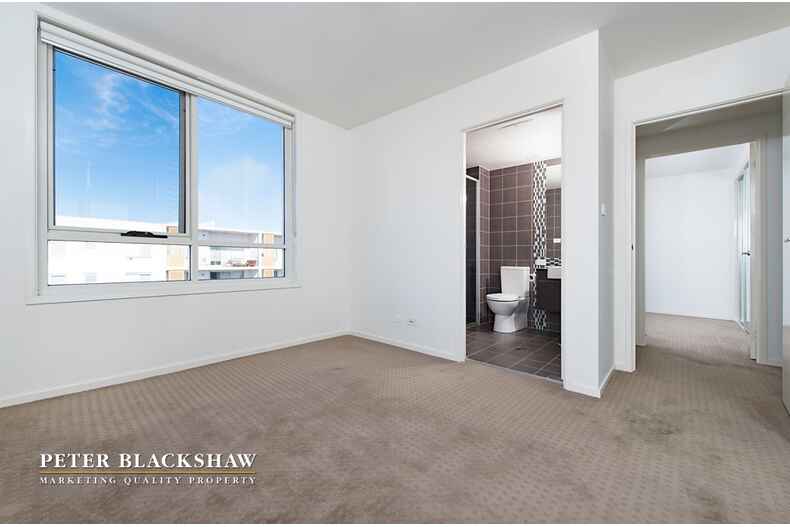 Oracle 73/68 College Street Belconnen Oracle 73/68 College Street Belconnen