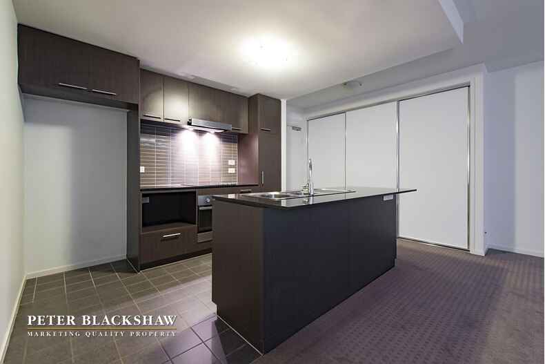 Oracle 73/68 College Street Belconnen Oracle 73/68 College Street Belconnen