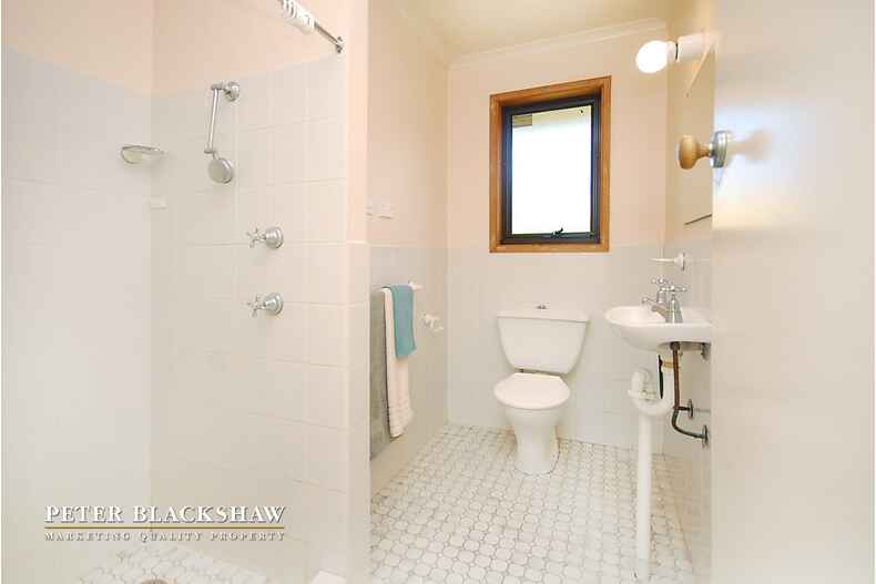 10 Hackett Gardens Turner 10 Hackett Gardens Turner