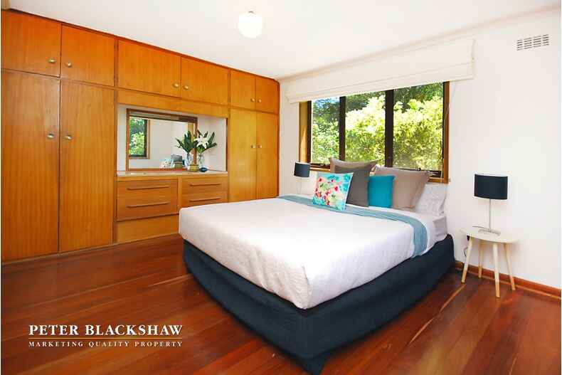 10 Hackett Gardens Turner 10 Hackett Gardens Turner