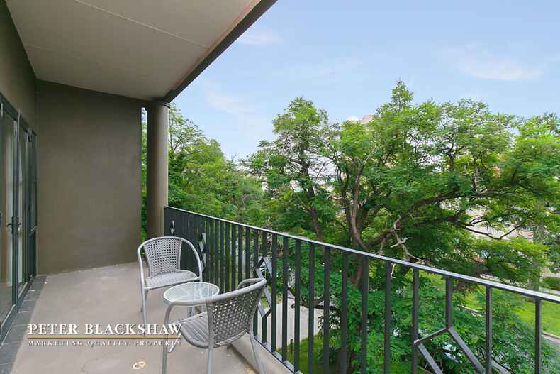 16/31 Giles Street Kingston