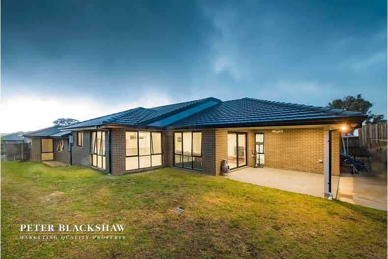 15 Kevin Curtis Crescent Casey 15 Kevin Curtis Crescent Casey