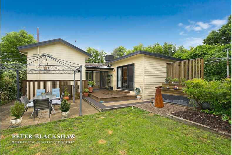 24 Carnegie Crescent Narrabundah 24 Carnegie Crescent Narrabundah