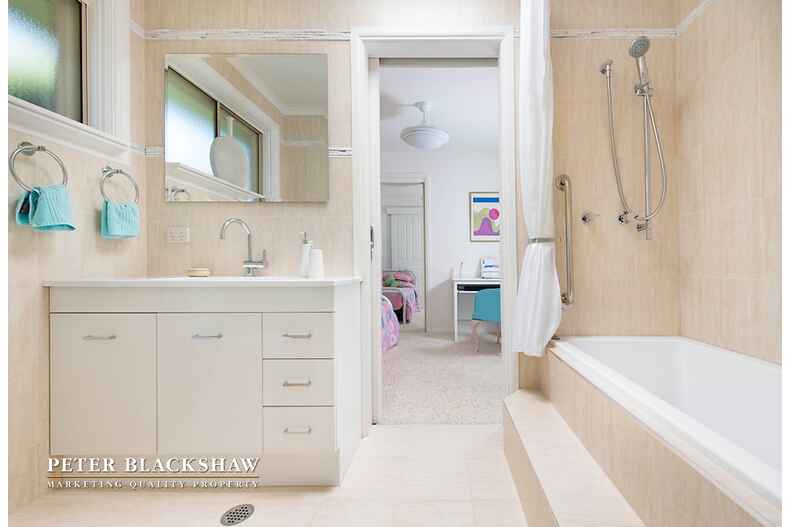 3 Lockyer Street Griffith 3 Lockyer Street Griffith