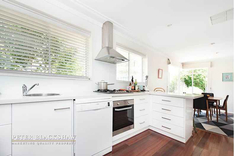 8 Mosman Place Narrabundah