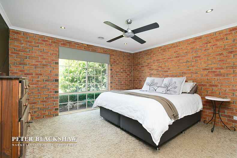 19 Parkview Crescent Jerrabomberra 19 Parkview Crescent Jerrabomberra