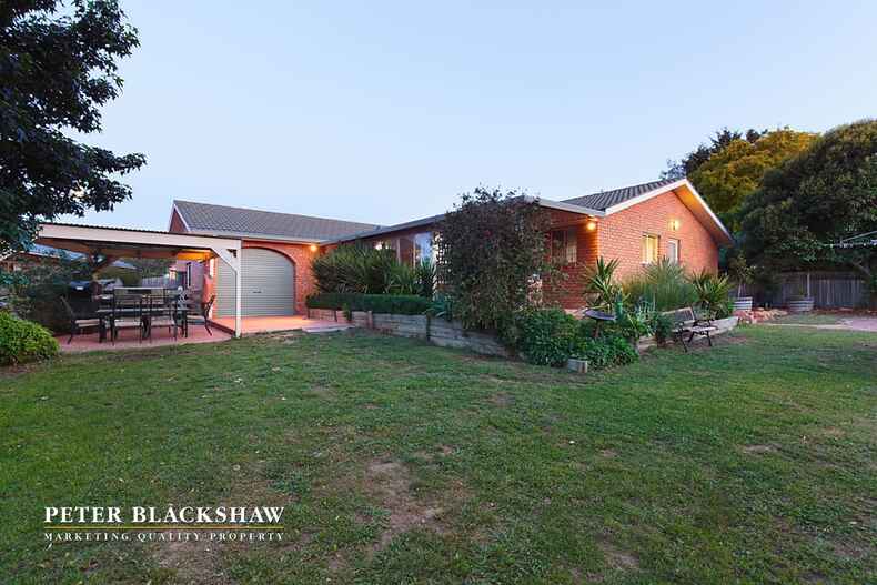 19 Parkview Crescent Jerrabomberra 19 Parkview Crescent Jerrabomberra