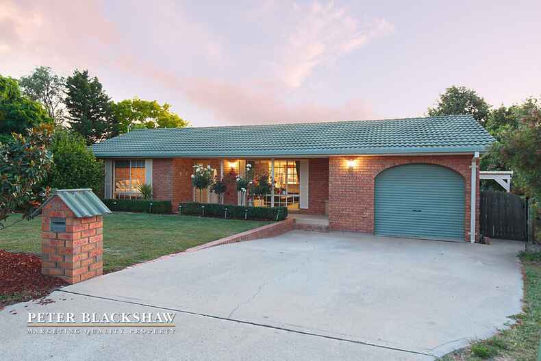 19 Parkview Crescent Jerrabomberra