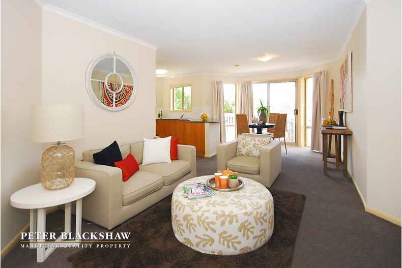 2/21 Temperley Street Nicholls