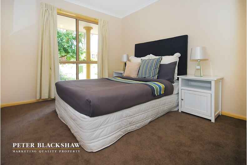 2/21 Temperley Street Nicholls