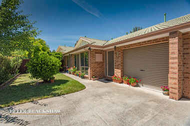 18/32 Sid Barnes Crescent Gordon