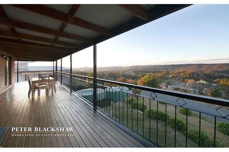 "Talpa Heights" 19 Mcintyre Crescent Googong "Talpa Heights" 19 Mcintyre Crescent Googong