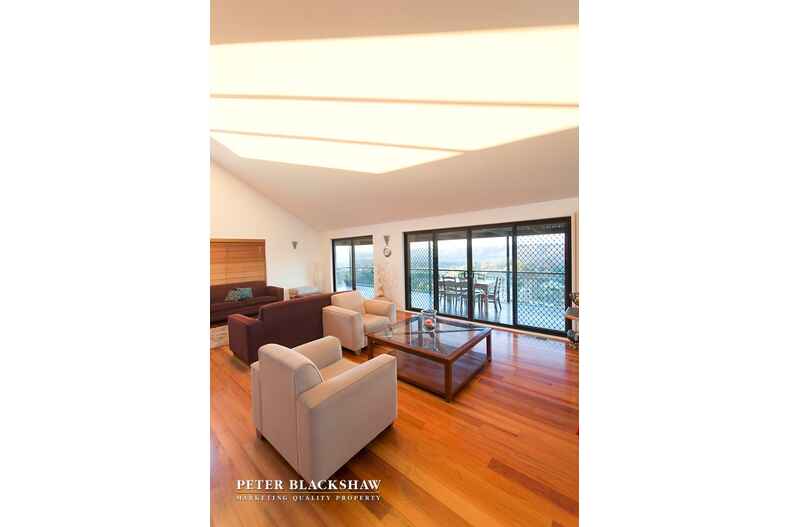 "Talpa Heights" 19 Mcintyre Crescent Googong "Talpa Heights" 19 Mcintyre Crescent Googong