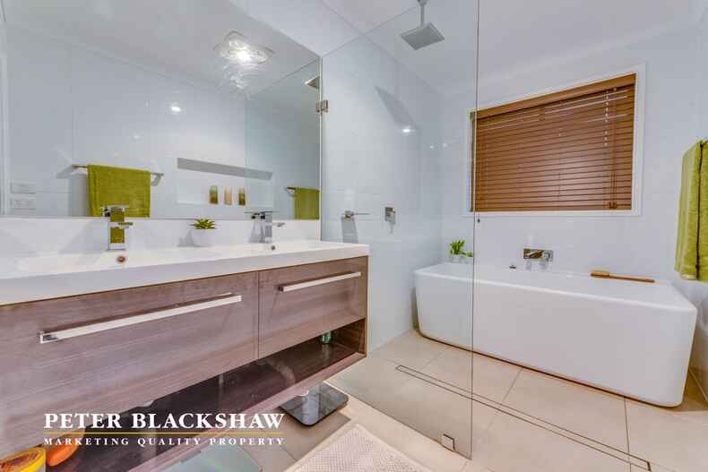 Lot 4/72 Harry Hopman Circuit Gordon Lot 4/72 Harry Hopman Circuit Gordon