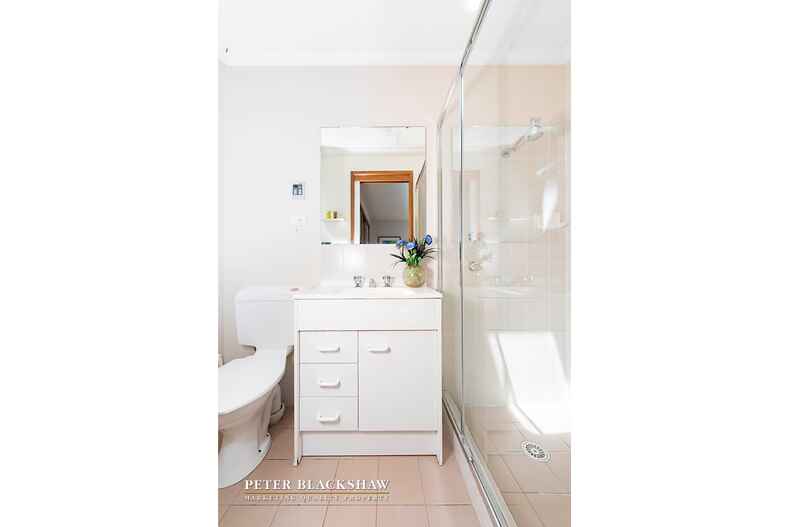 6/84 Julia Flynn Avenue Isaacs