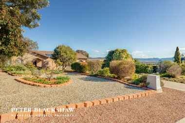 6 Crommelin Place Chisholm