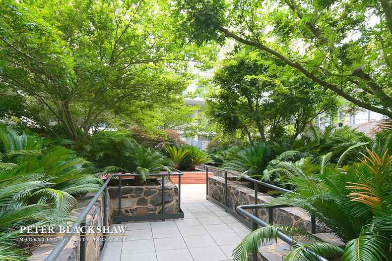 Lot 2/5/12 Marcus Clarke Street City