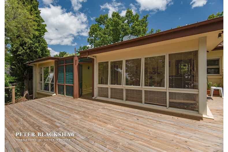 6 Denman Street Yarralumla 6 Denman Street Yarralumla