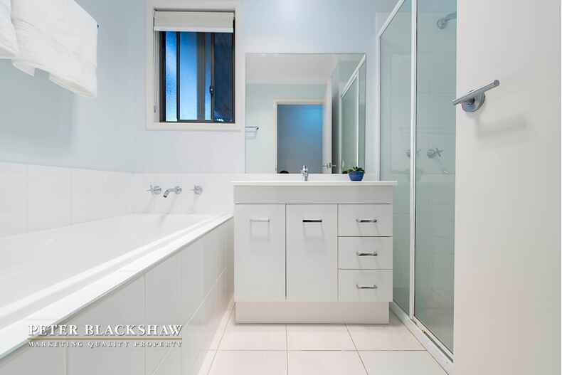 11 John Holt Street Macgregor 11 John Holt Street Macgregor