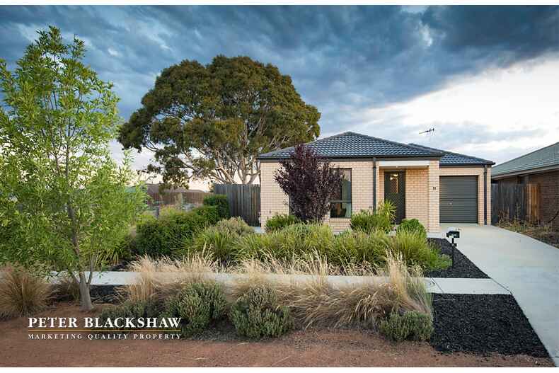 11 John Holt Street Macgregor