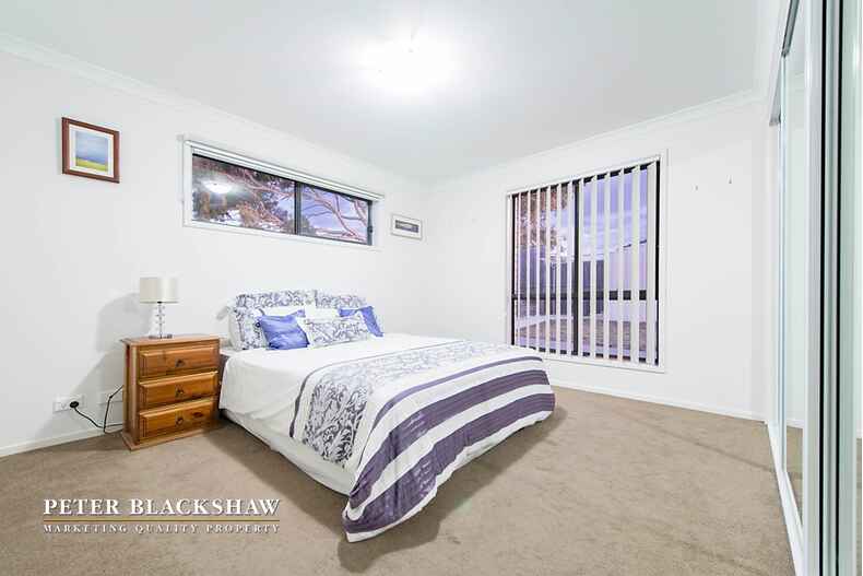 11 John Holt Street Macgregor 11 John Holt Street Macgregor