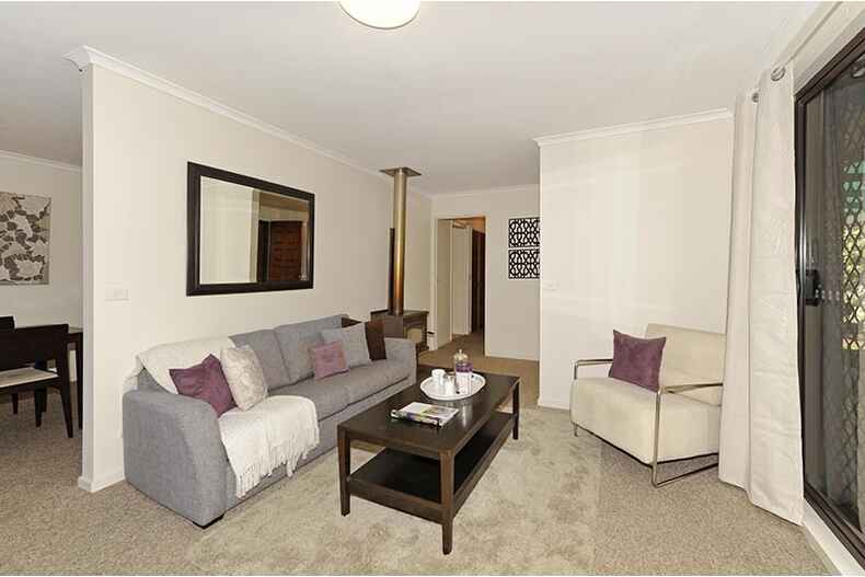 24 Jenner Court Wanniassa