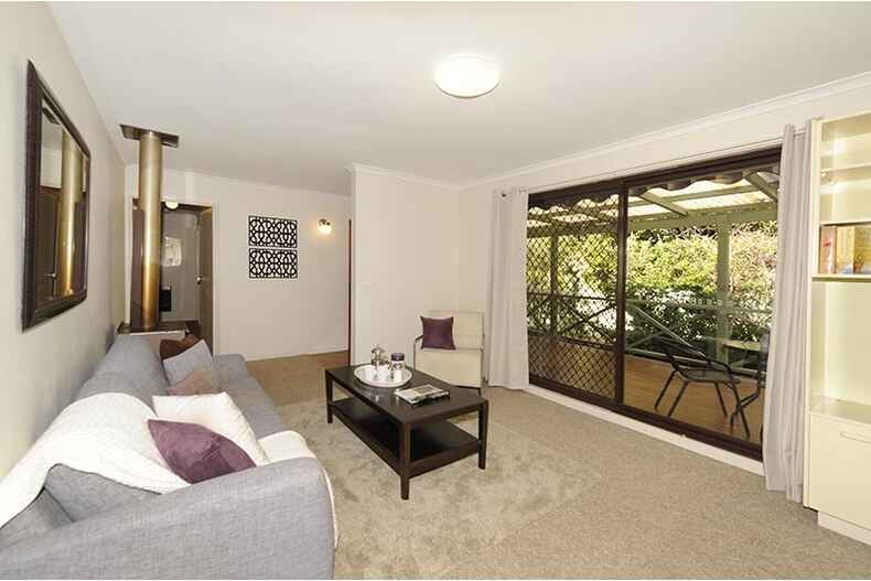 24 Jenner Court Wanniassa