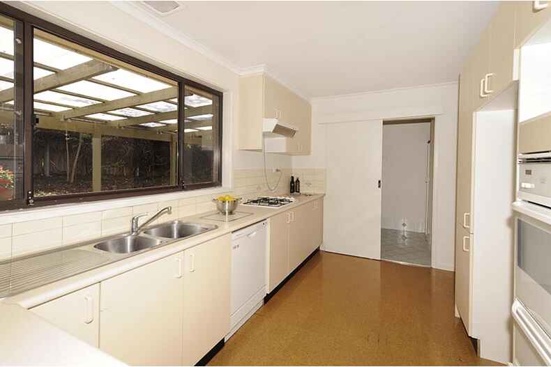 24 Jenner Court Wanniassa